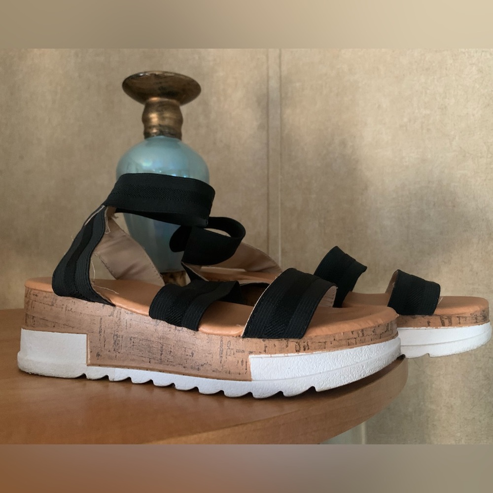 Black Platform Sandals